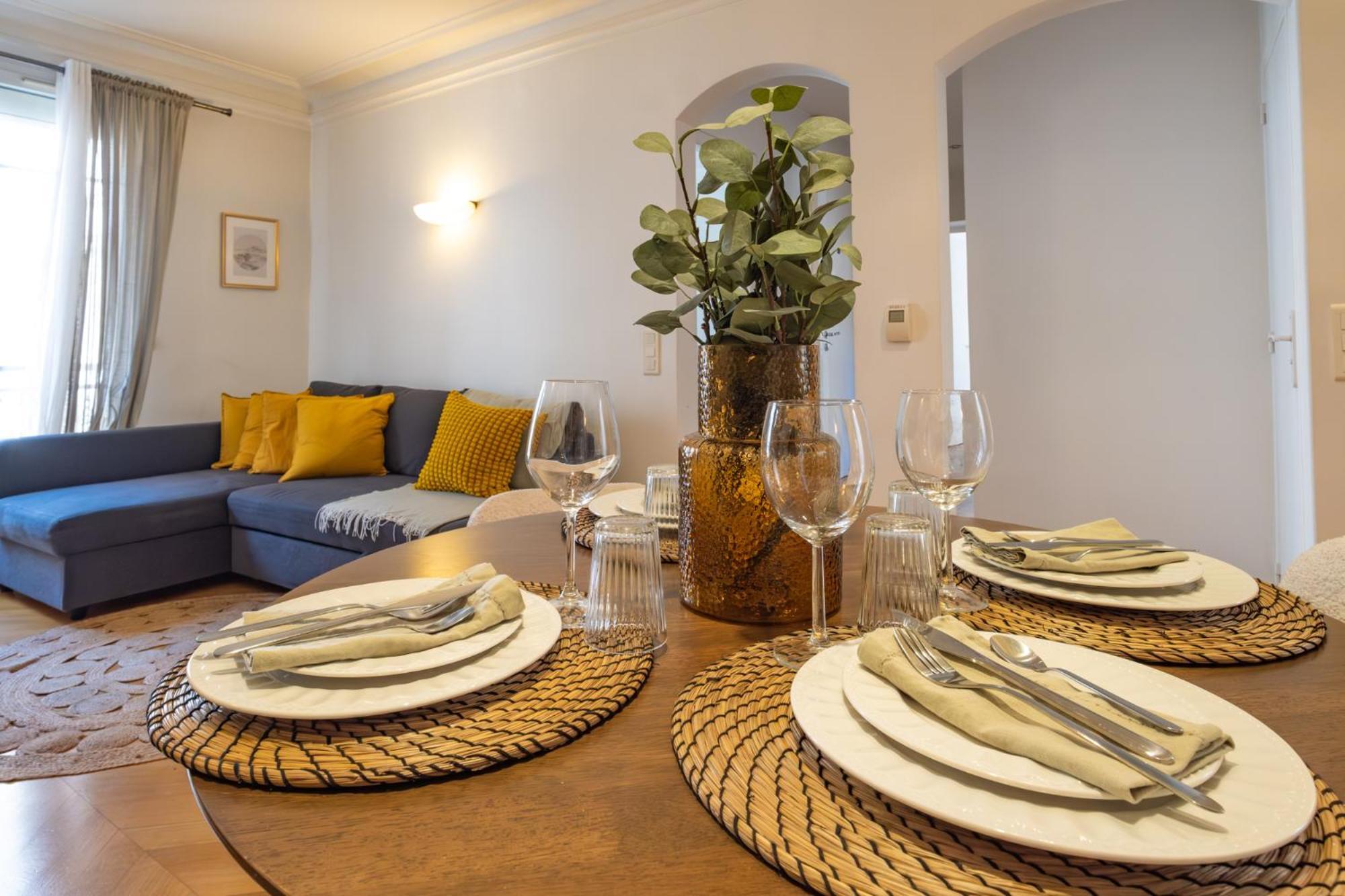 פריז Spacious Apartment For 6 People מראה חיצוני תמונה